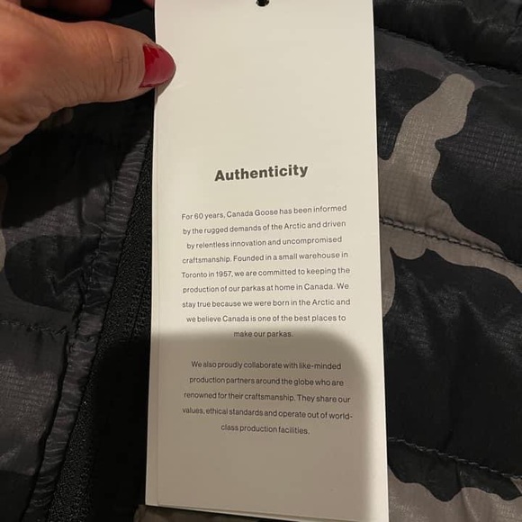 NWT Canada Goode Brookvale Down Hoody, Black Camo, size S - Picture 5 of 10